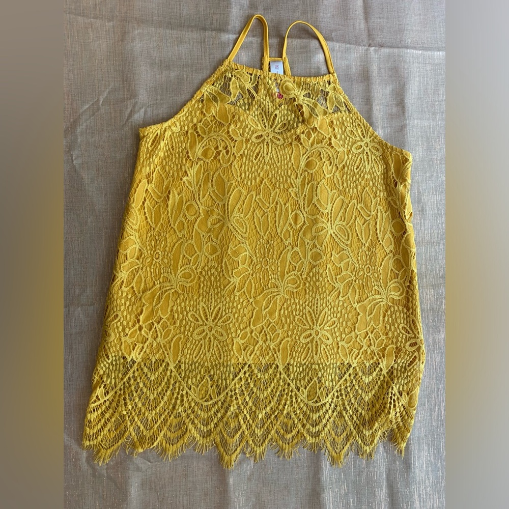 No Boundaries yellow lace tank top Juniors size L (11-13)
